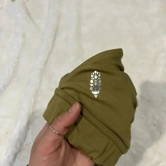 Free People Olive Green End Game Racerback‎ Sports Bra Size XS - Picture 3 of 4